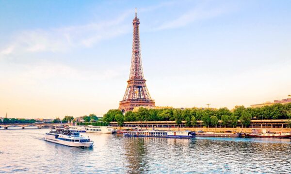 PARIS - Chateau de CHANTILLY — 4 Dite